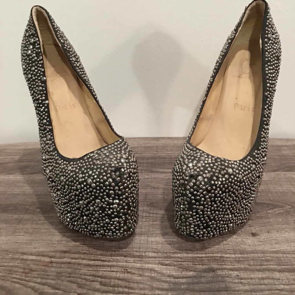 Red Bottom female shoes made in Italy - Picture 1 of 5
